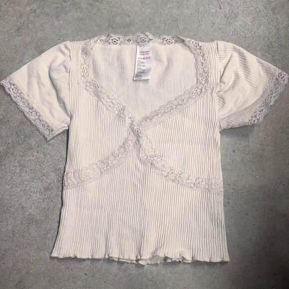 BDG Tops - Urban Outfitters BDG Off White Lace Ribbed Crop Top Size Small